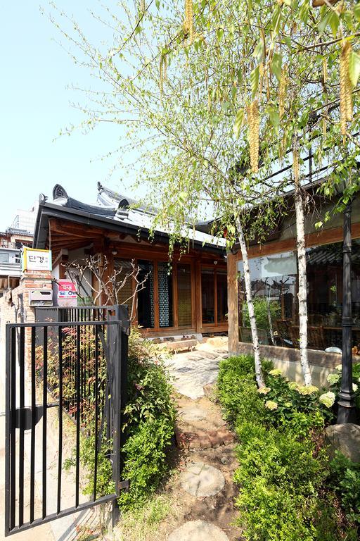 Hotel Dan Kyung Jeonju Exterior foto